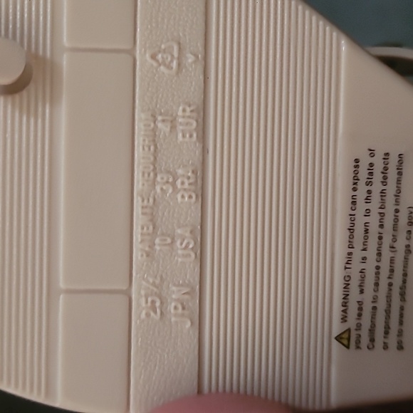 Olivia Miller Studded Jelly Flat Sandal Pink & Gold Size 10 Women's - Picture 5 of 6